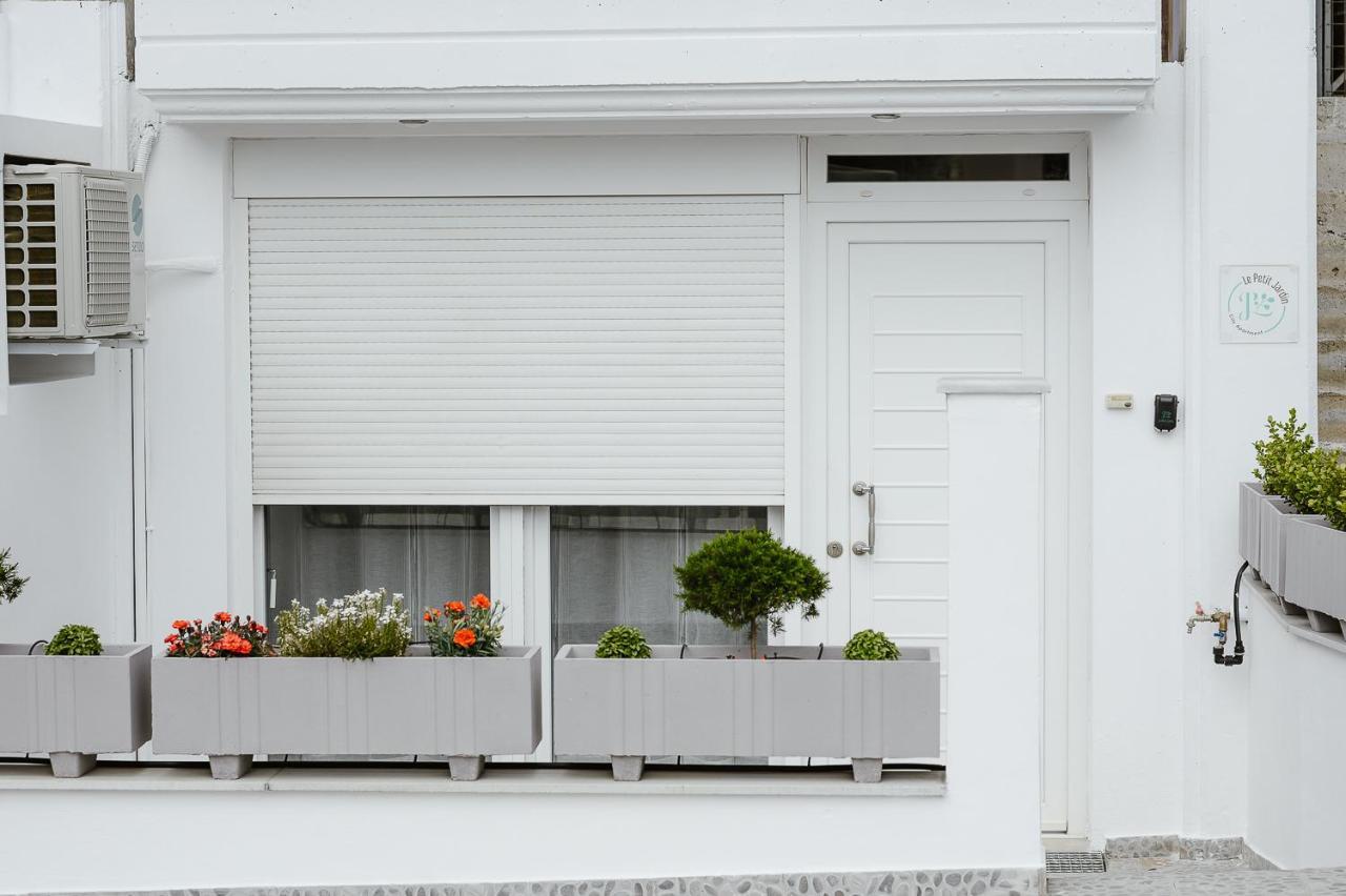 Le Petit Jardin Apartamento Volos Exterior foto