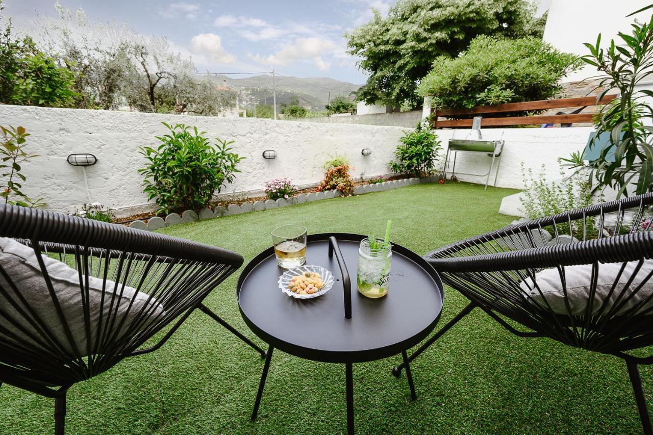 Le Petit Jardin Apartamento Volos Exterior foto